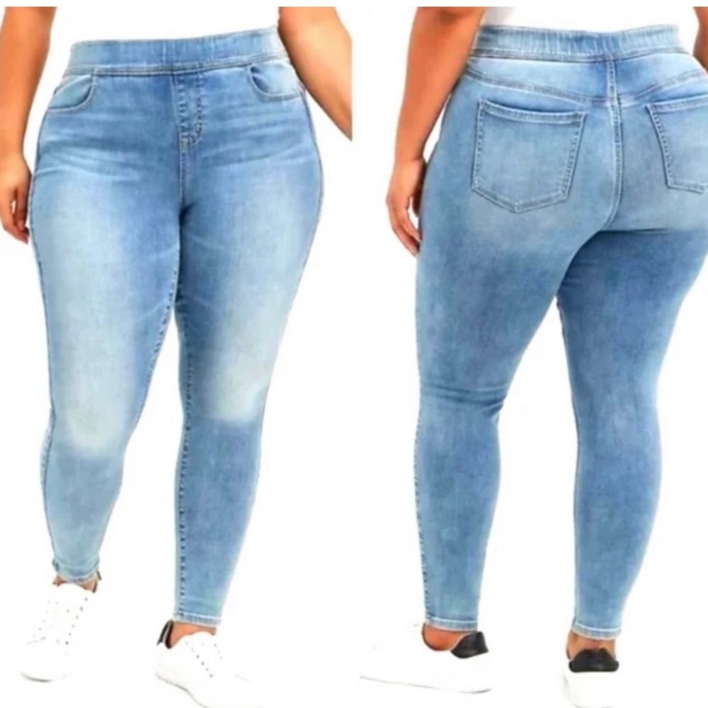 TORRID Super Soft Denim jeans - size 3 - Picture 1 of 8